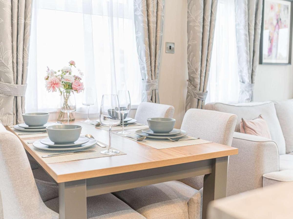 Pass The Keys New Sherwood Lodge Sleeps 6 At Leisure Village Carnforth Exteriör bild