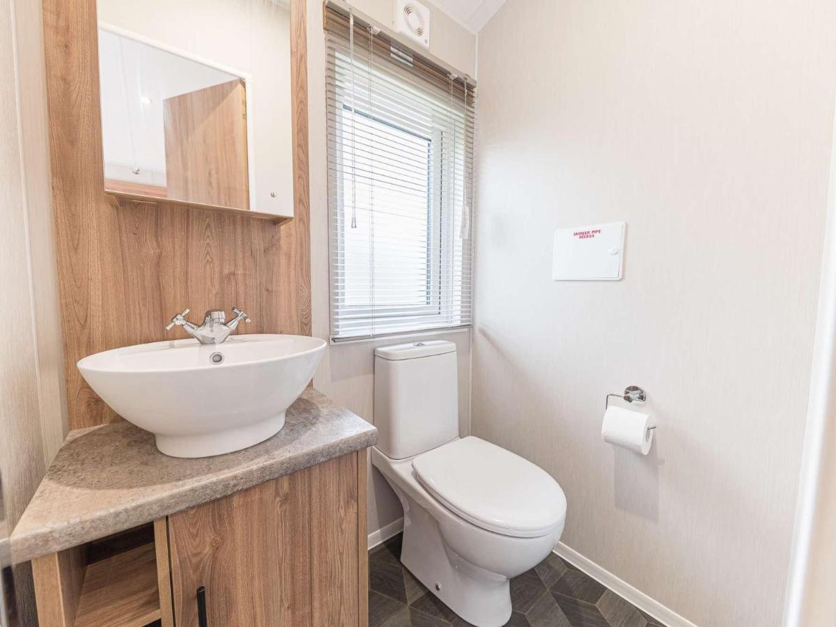 Pass The Keys New Sherwood Lodge Sleeps 6 At Leisure Village Carnforth Exteriör bild